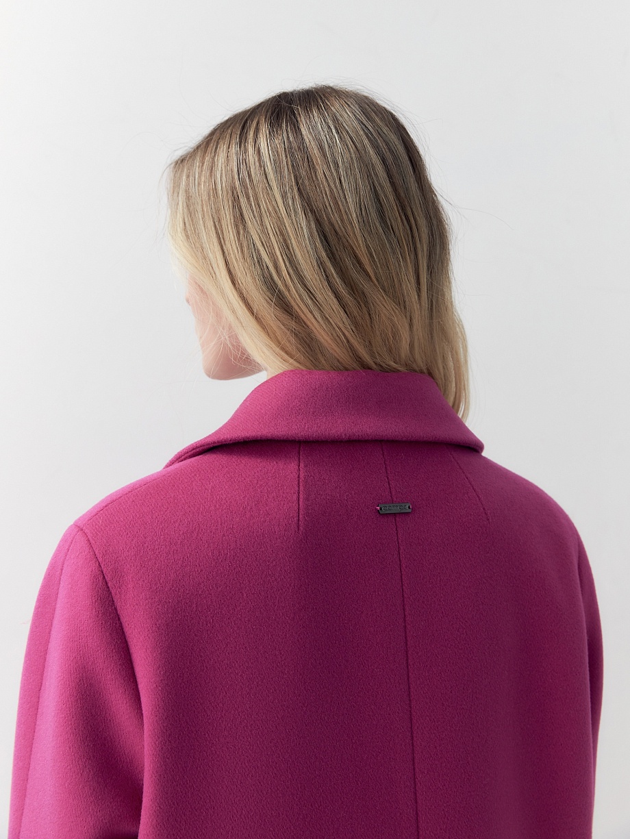 Яркое полупальто из шерсти