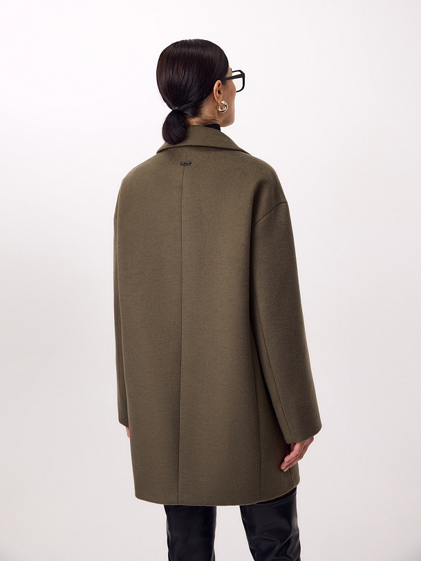 Демисезонное полупальто из шерсти