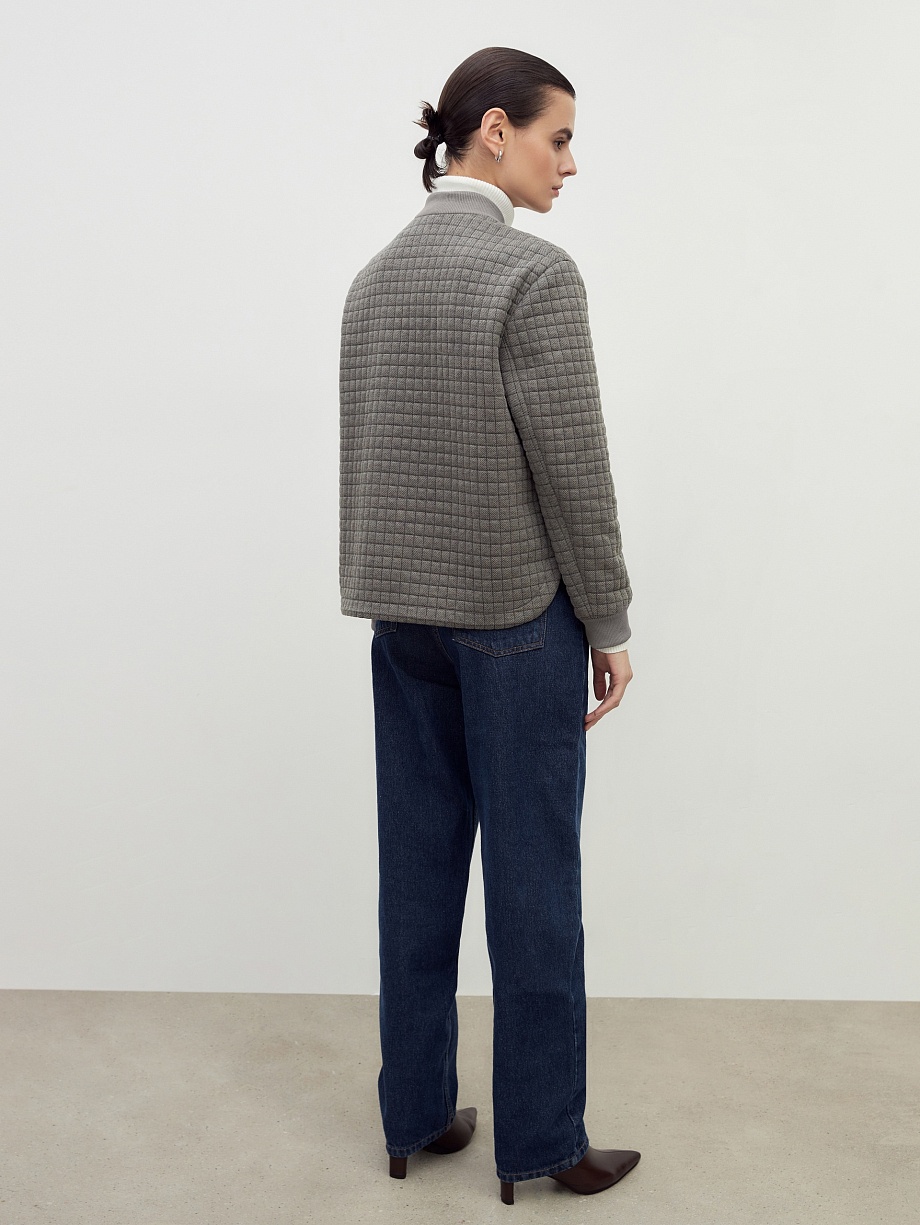 Стёганый бомбер на молнии