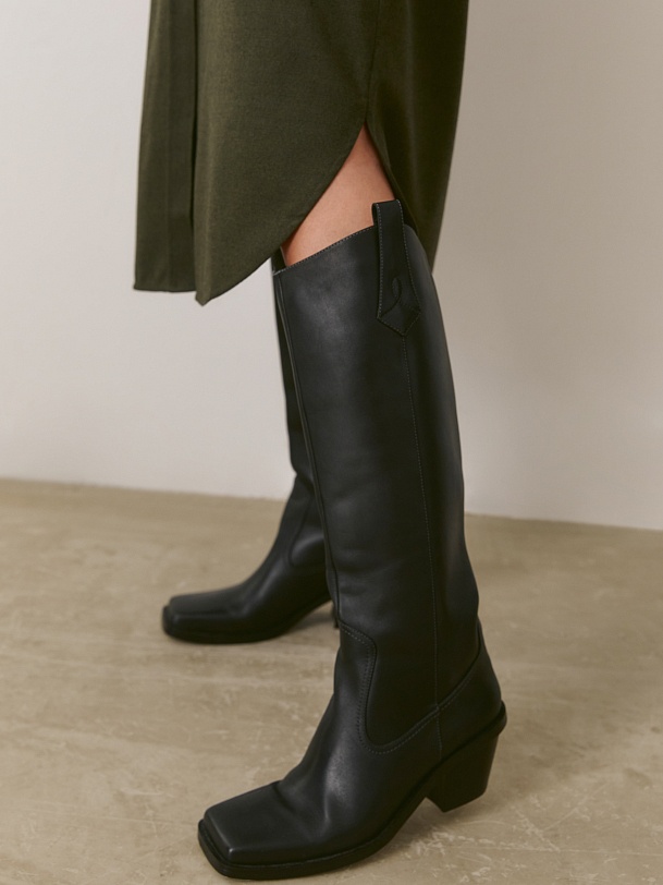 Платье-рубашка цвета хаки