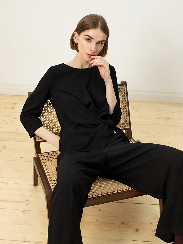 Комбинезон женский черный брючный