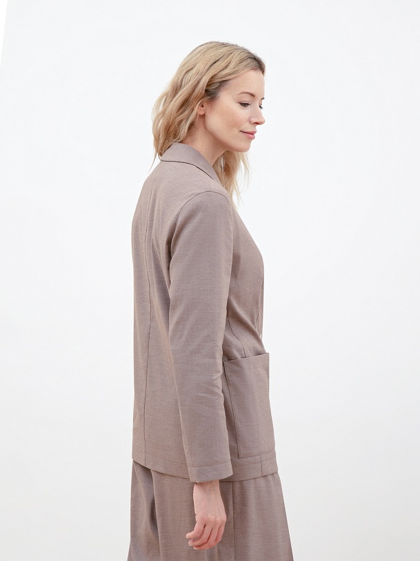 Двубортный женский жакет