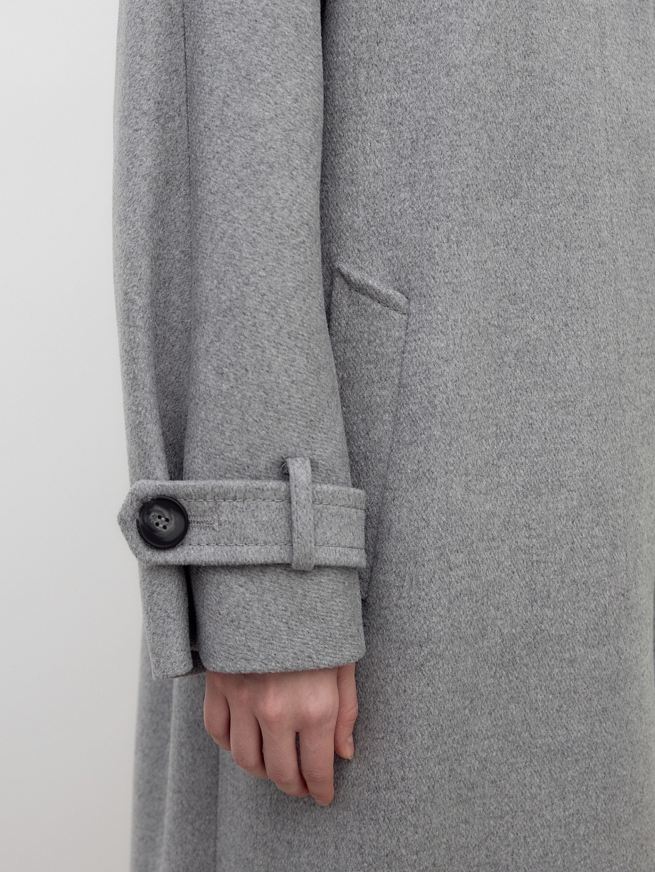 Шерстяное демисезонное пальто с мембраной