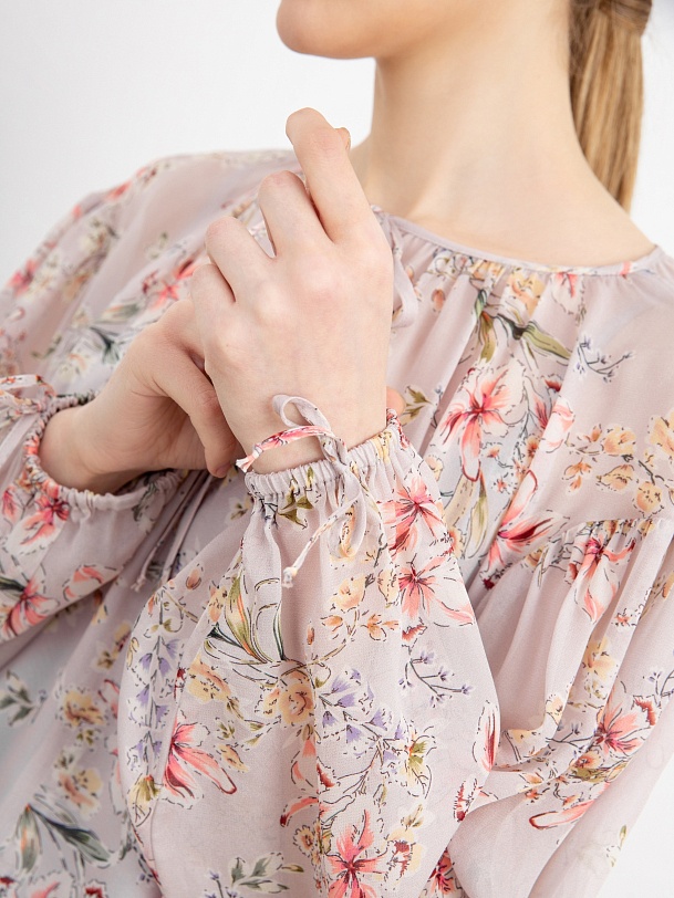 Блузка свободная с длинным рукавом