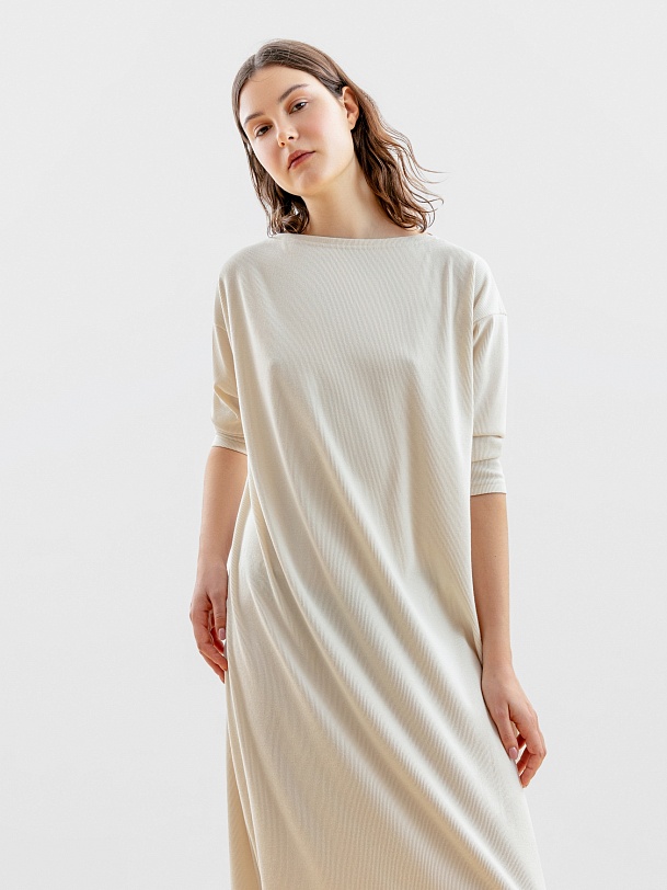 Платье прямое свободное длины макси