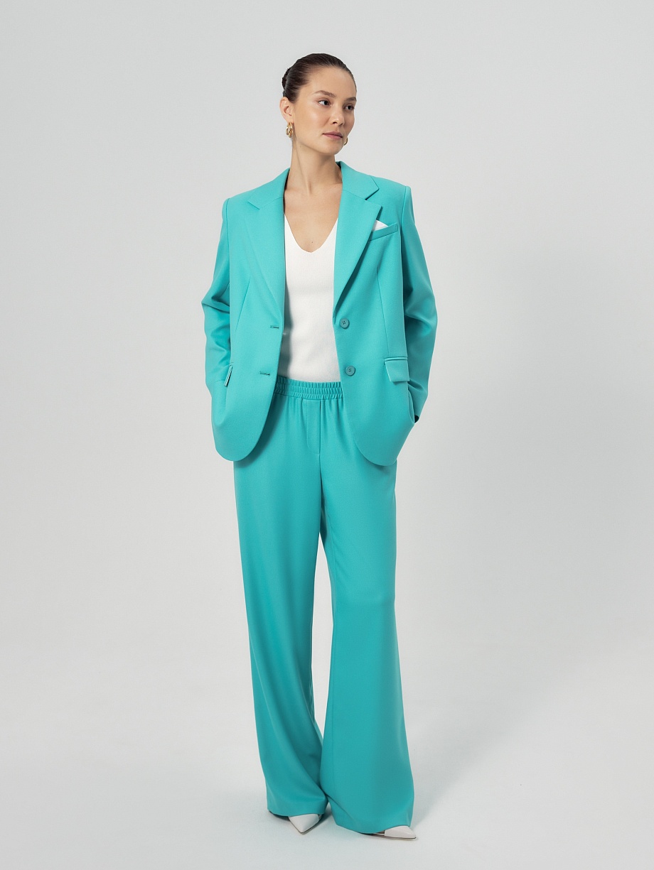 Свободные прямые брюки на эластичном поясе