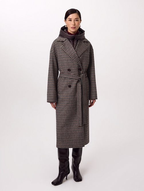 Шерстяное пальто с мембраной и утеплённой спинкой