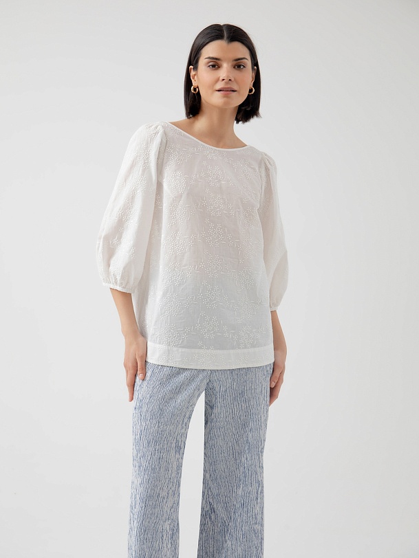 Хлопковая блуза  с объёмными рукавами и открытой спиной