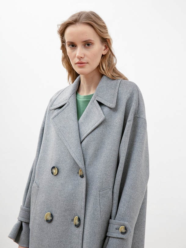 Шерстяное демисезонное пальто с мембраной