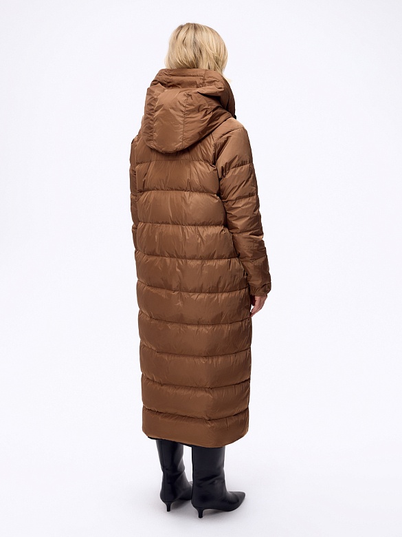 Пуховик двусторонний с утеплителем 90% пух и 10% перо POMPA арт.1016330i60032