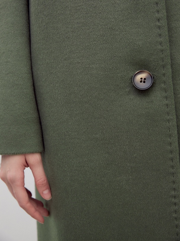 Шерстяное демисезонное пальто с мембраной