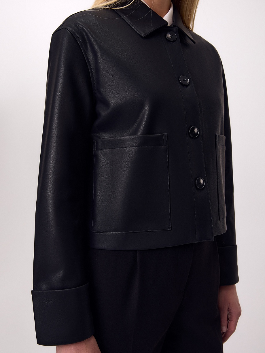 Укороченный жакет из экокожи