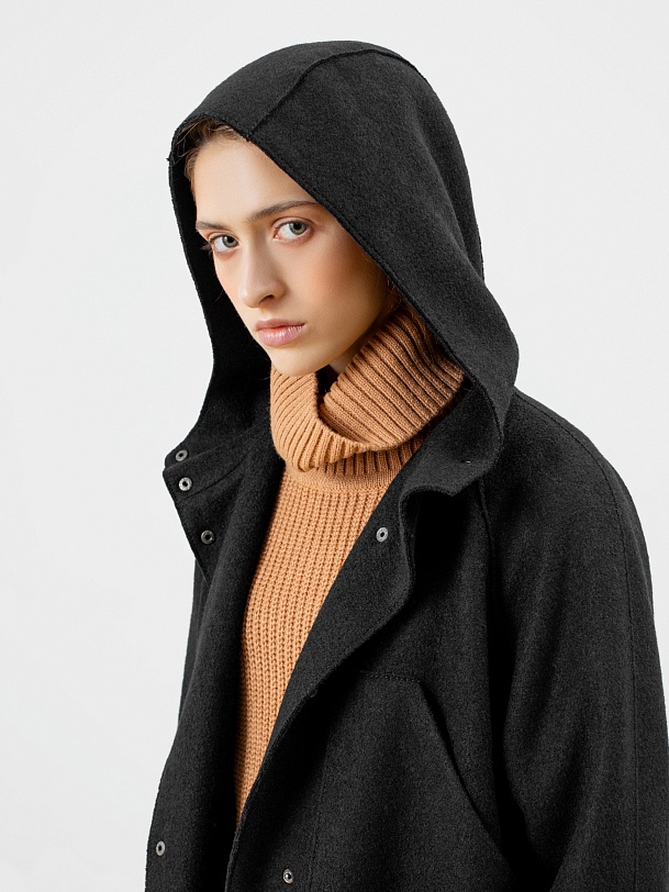 Шерстяное пальто еврозима с мембраной и утепленной спинкой