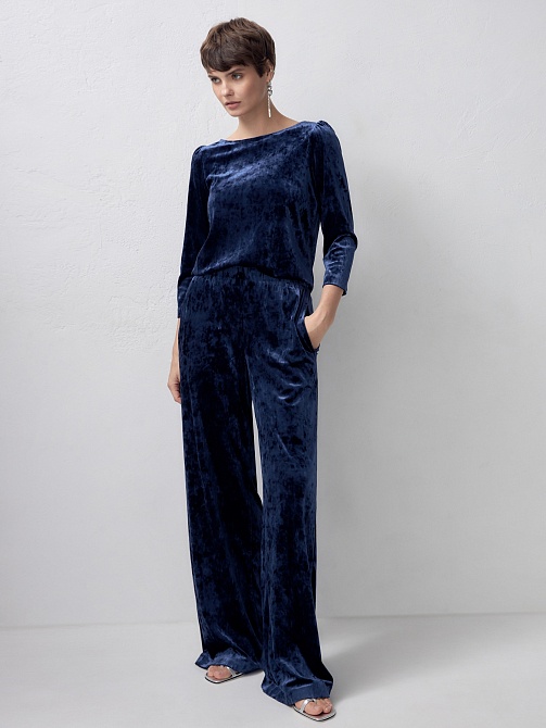 Джемпер с укороченными рукавами из бархатистой ткани