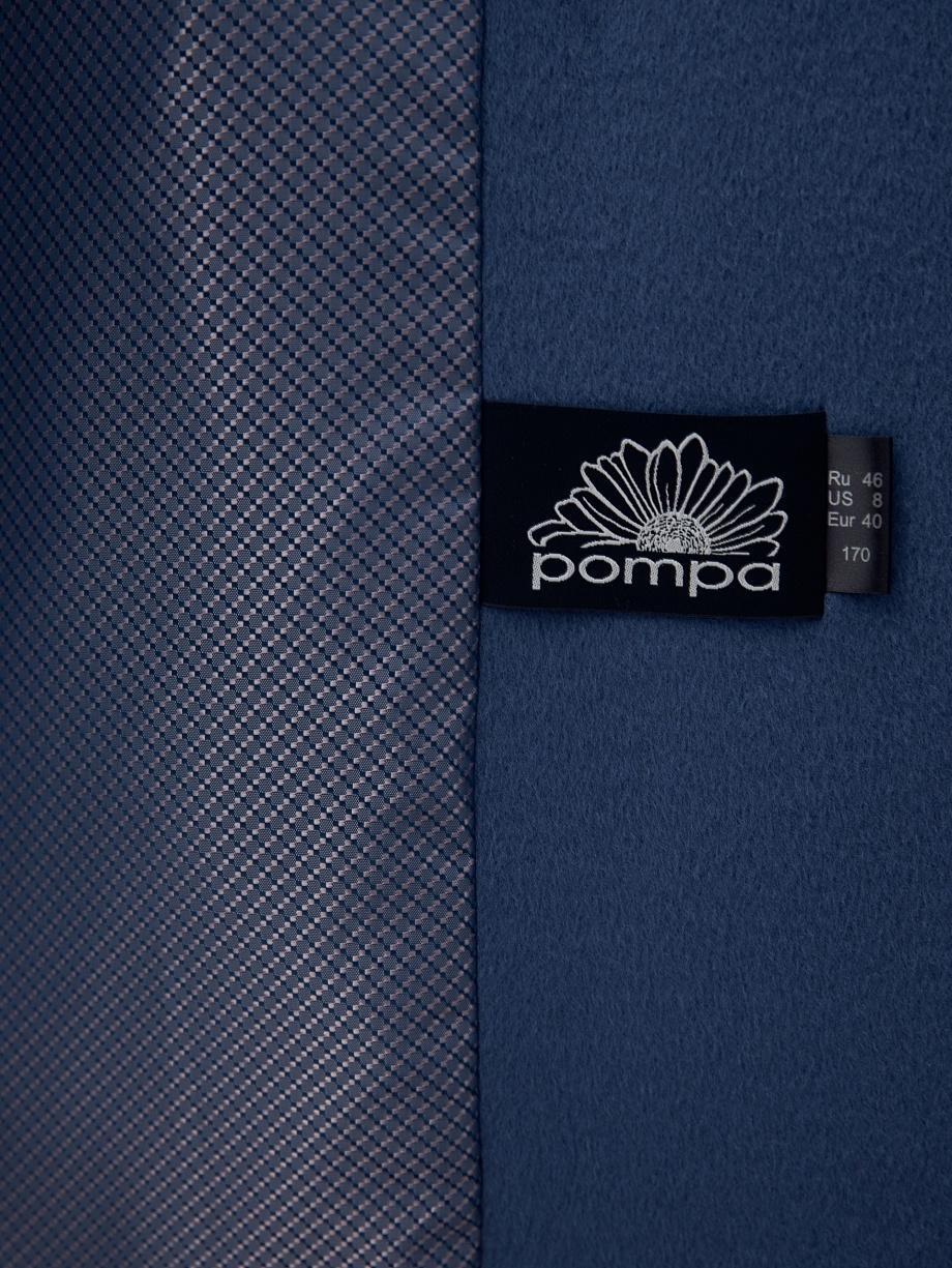 Шерстяное пальто двубортное с поясом