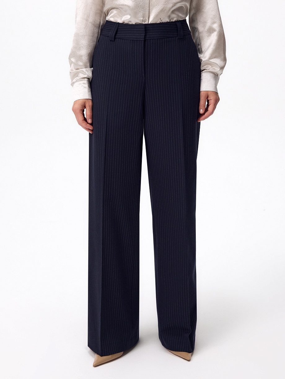 Брюки из костюмной ткани с открытым срезом