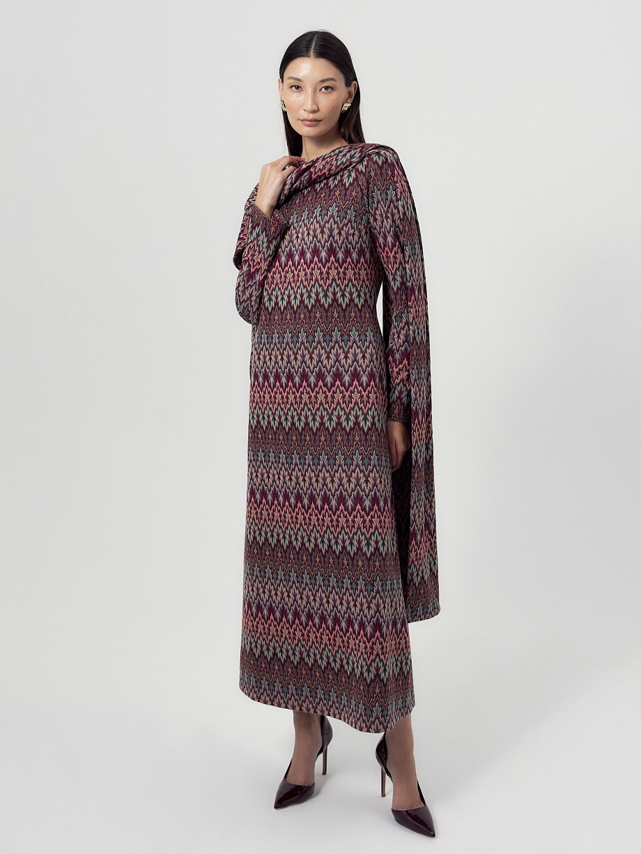 Платье с шарфом из жаккардового трикотажа