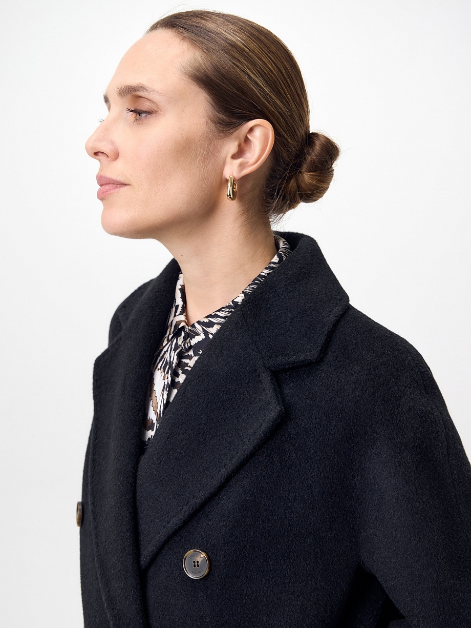 Пальто из шерсти и шелка с мембраной и утеплённой спинкой