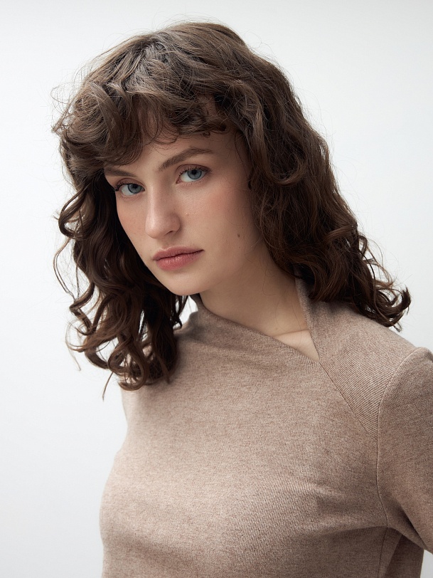 Джемпер из тонкого фактурного трикотажа