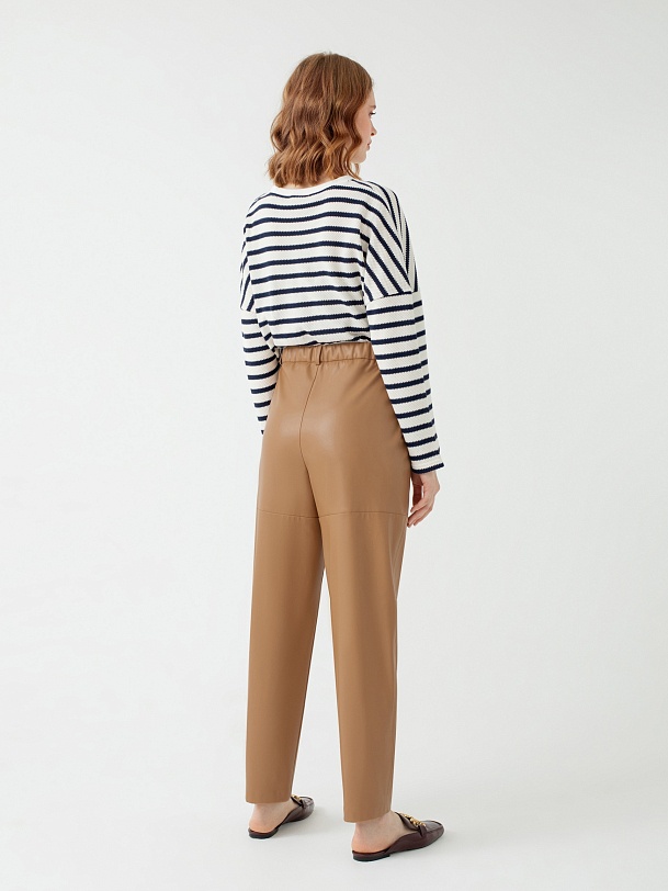 Брюки-бананы из экокожи