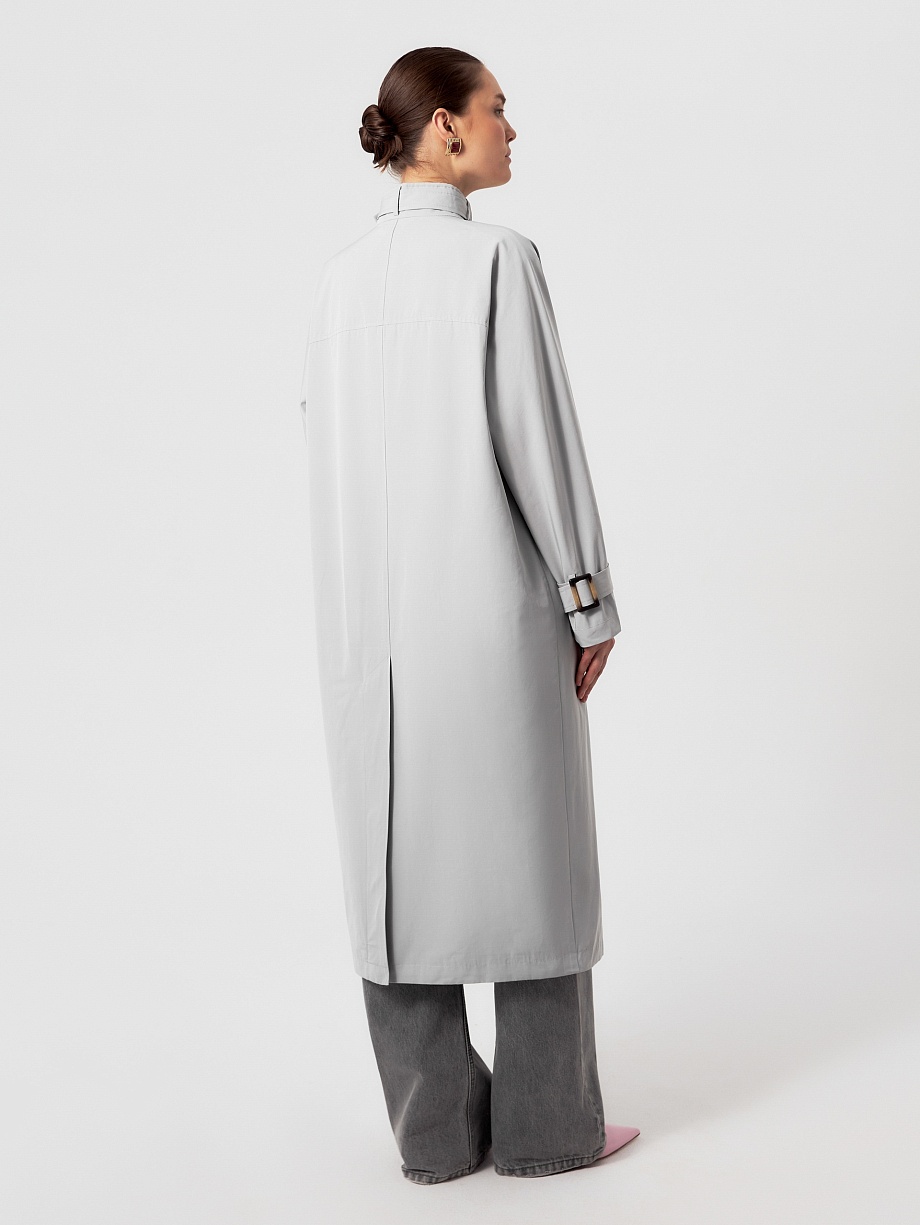 Непромокаемый тренч с высоким воротником