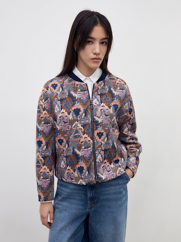 Стильный жаккардовый жакет в этническом стиле
