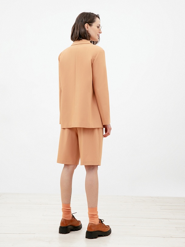 Жакет женский двубортный