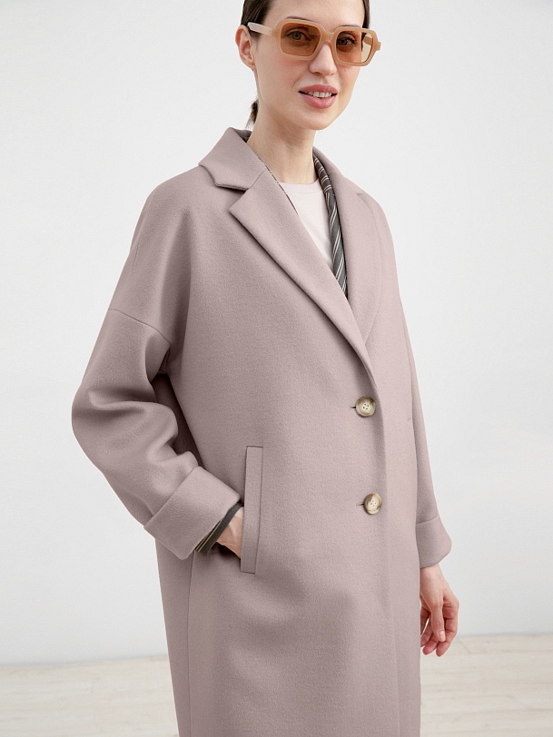 Шерстяное демисезонное пальто с мембраной