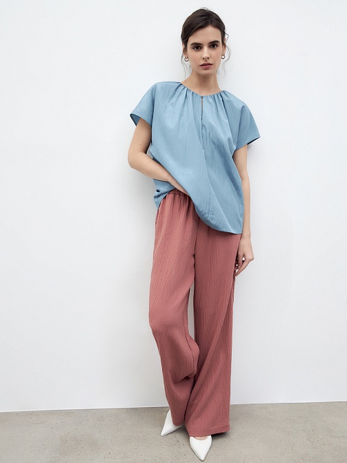 Свободная блузка из 100% вискозы