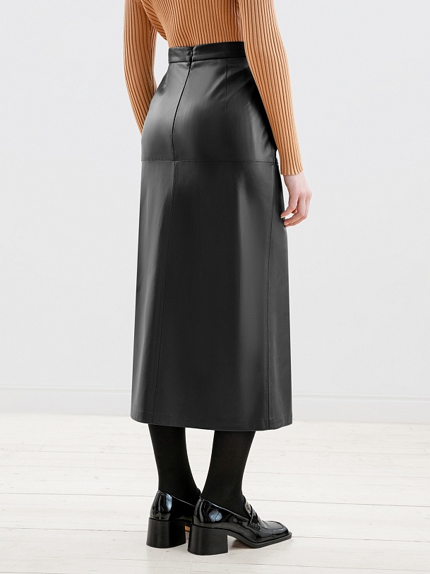 Прямая длинная юбка из экокожи