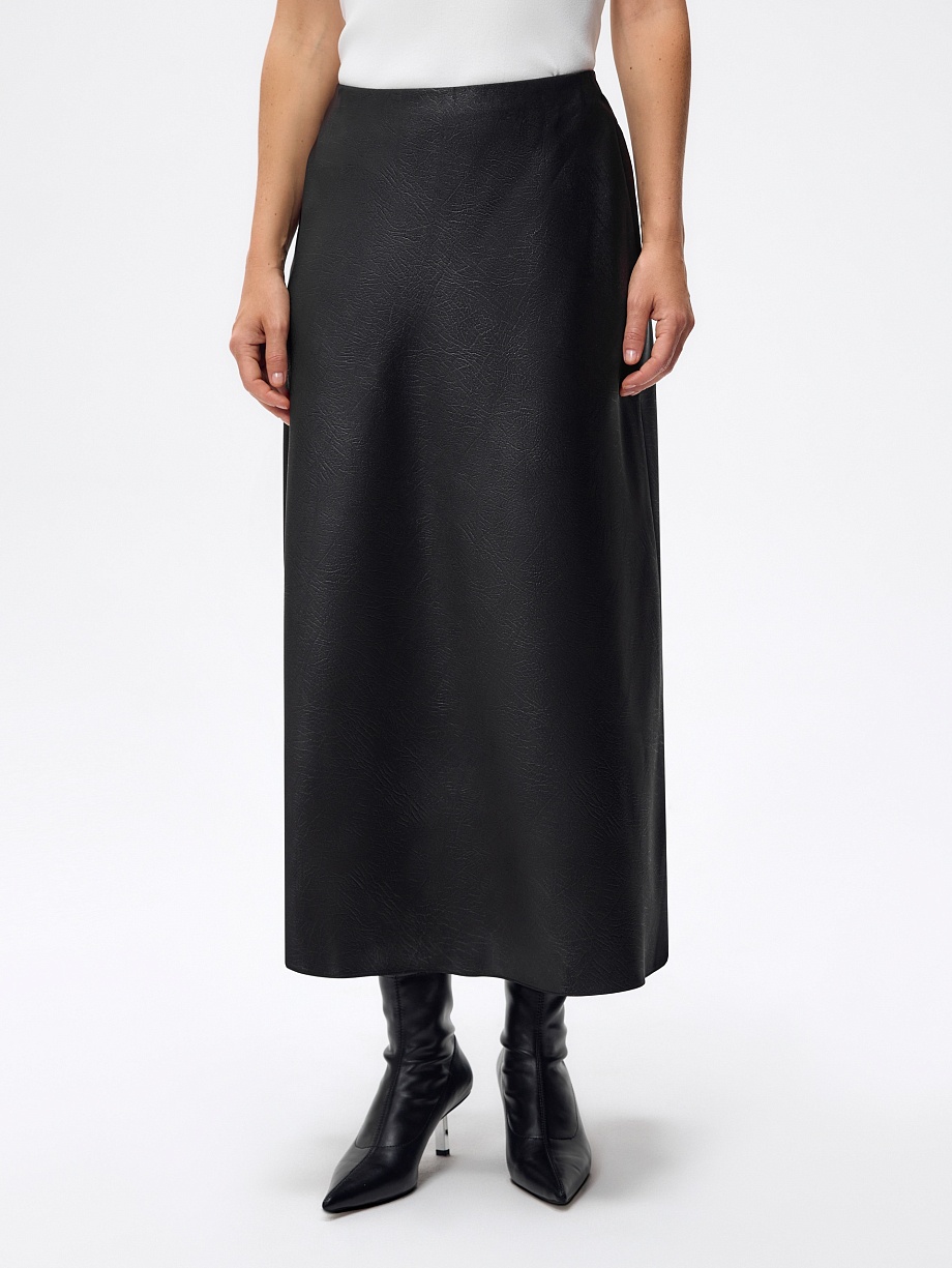 Юбка из фактурного атласа