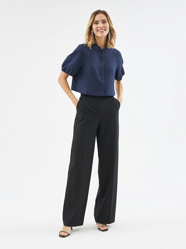 Элегантные брюки прямого силуэта