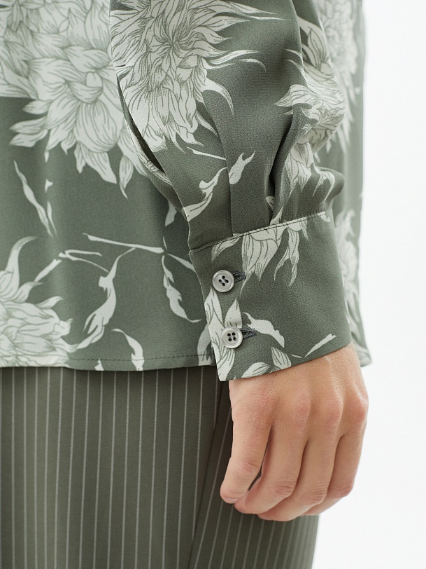 Прямая блуза из вискозы