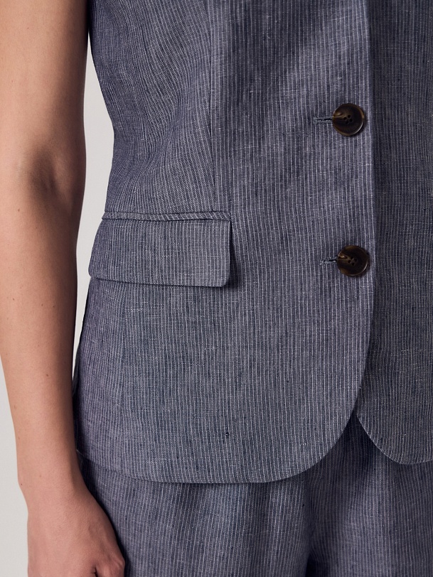 Приталенный жилет из премиального 100% льна