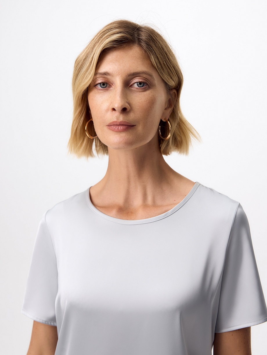 Блуза из атласа