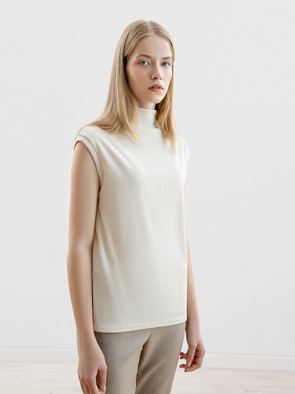 Джемпер из тонкого фактурного трикотажа