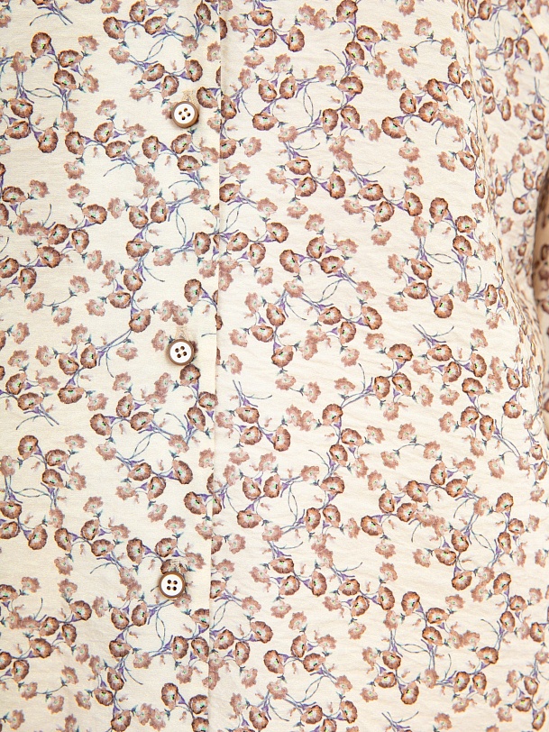 Женственная блузка с длинным рукавом