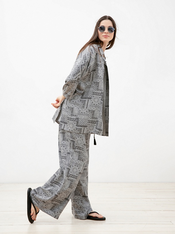 Свободные брюки из вискозы