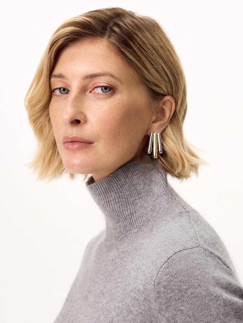 Костюм вязаный из шерсти с ангорой