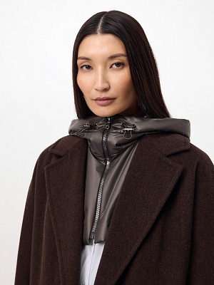 Пальто из шерсти с мембраной, утеплённой спинкой и съёмным капюшоном