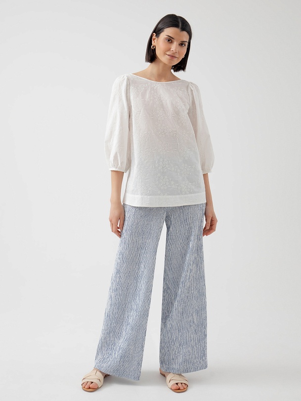 Хлопковая блуза  с объёмными рукавами и открытой спиной