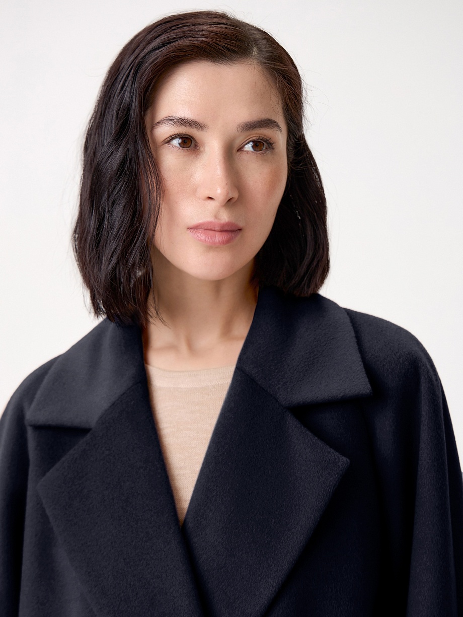 Пальто из шерсти с мембраной