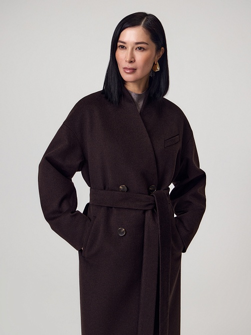 Пальто из шерсти с мембраной и утеплённой спинкой