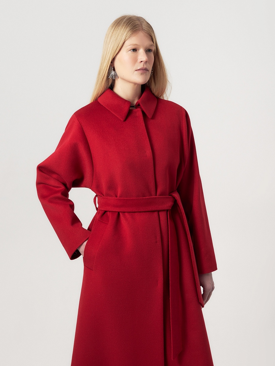 Демисезонное пальто из шерсти с мембраной