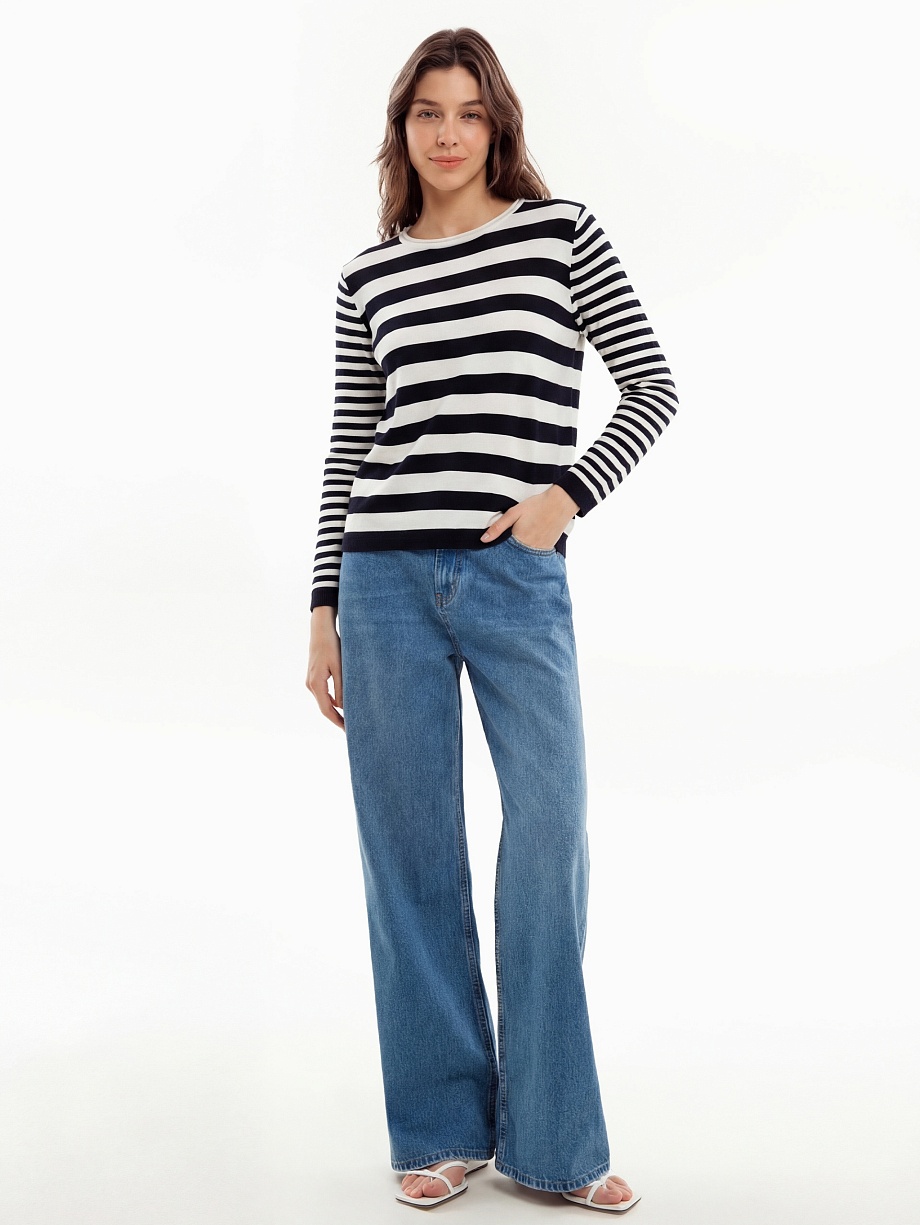 Трикотажный джемпер в бретонскую полоску