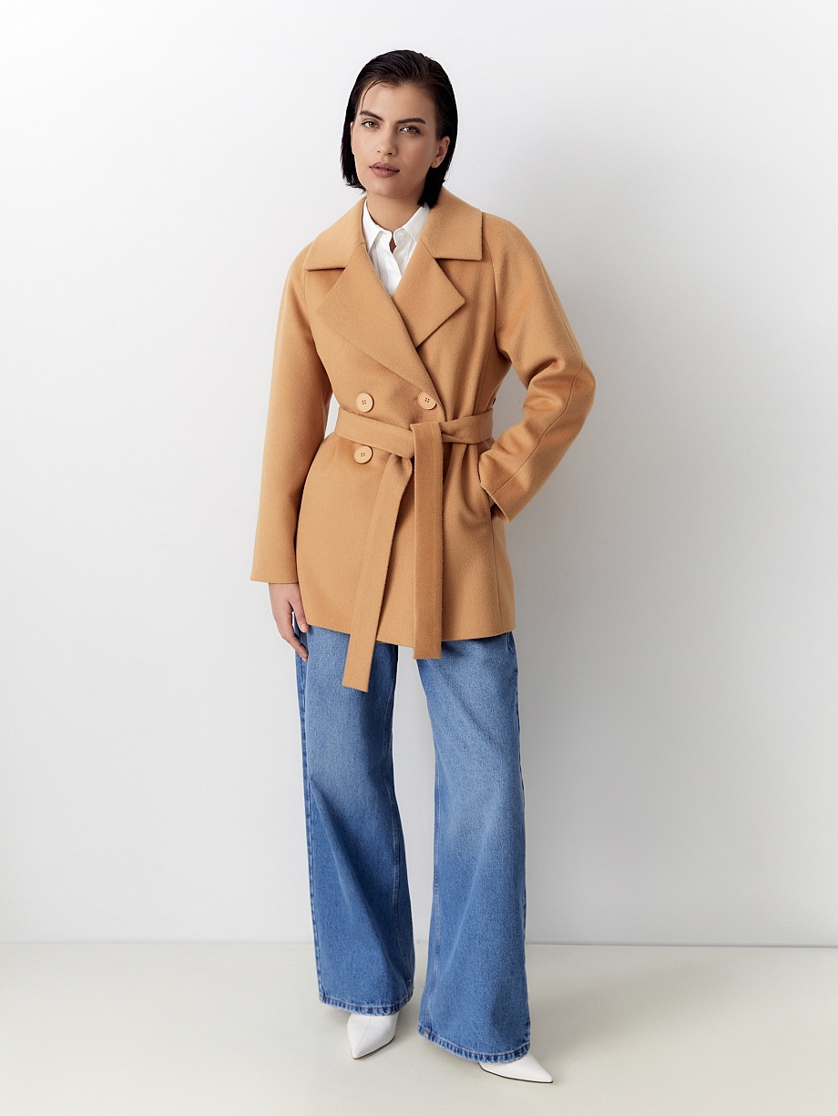 Классическое полупальто из премиальной шерсти с мембраной