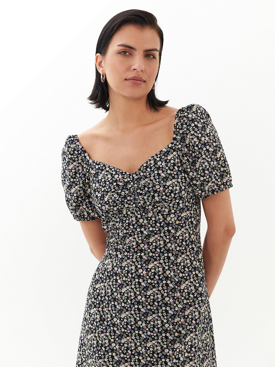 Летнее платье из хлопка с разрезом