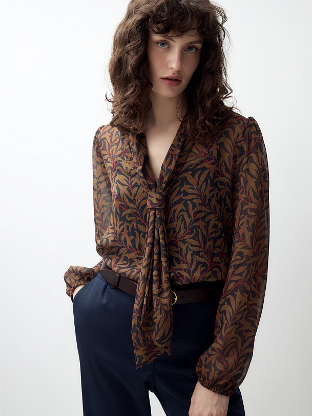 Свободная блуза с растительным принтом