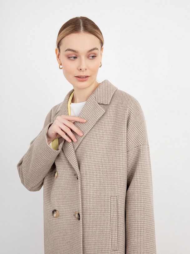 Шерстяное демисезонное пальто с мембраной