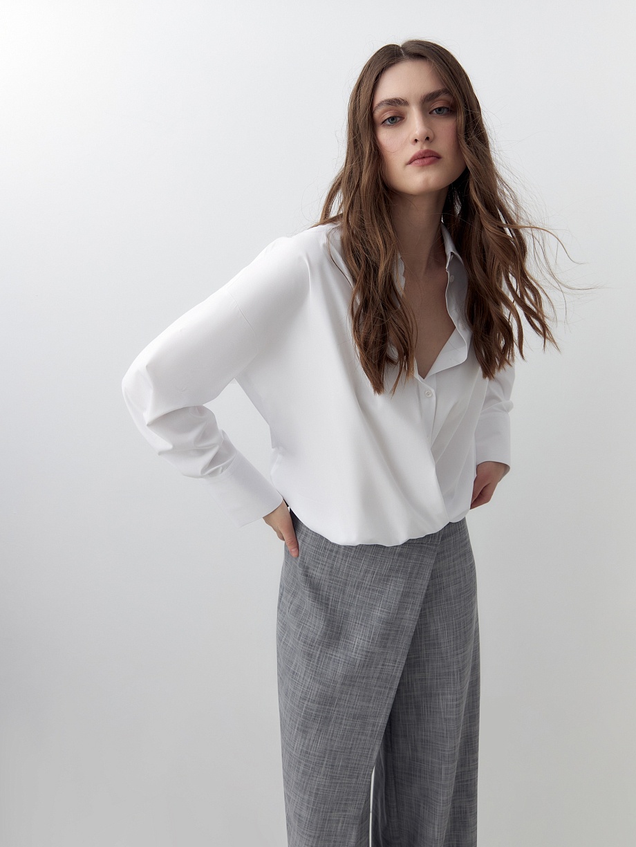 Свободная блуза из хлопка с имитацией запаха